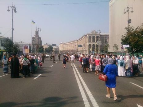 В Киеве проходит крестный ход Украинской православной церкви Московского патриархата. Онлайн-трансляция