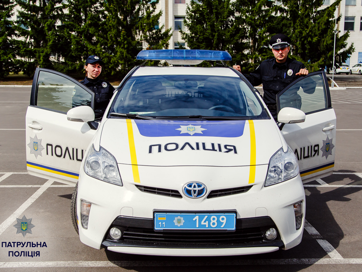 Харьковских патрульных полицейских начали учить вождению