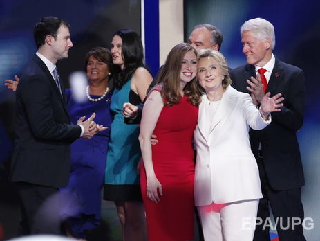 Клинтон согласилась представлять демократов на выборах президента США