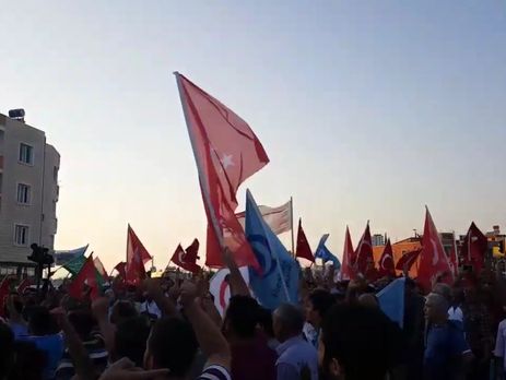 Возле авиабазы НАТО в Турции прошла акция протеста