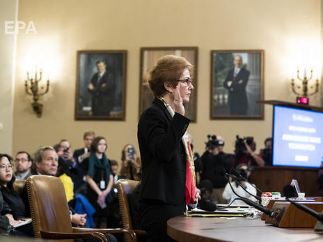 Йованович заявила, что воспринимает заявления Трампа как угрозу