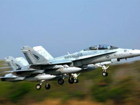 В США разбился военный самолет, пилот погиб