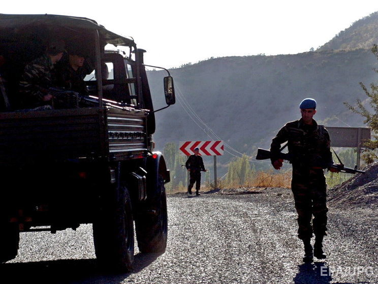 Экстремисты напали на турецкий военный конвой в Курдистане, пять солдат погибли