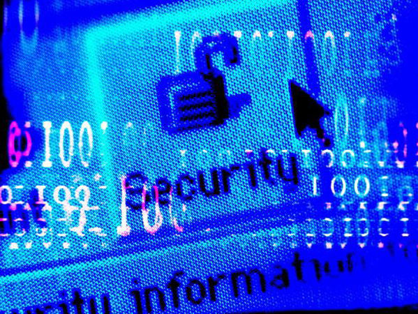 ФСБ РФ заявила о проникновении в компьютерные сети "критически важной инфраструктуры страны" вируса, предназначенного для шпионажа