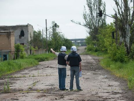 Беспилотники ОБСЕ зафиксировали ночной обстрел в зоне АТО. Видео