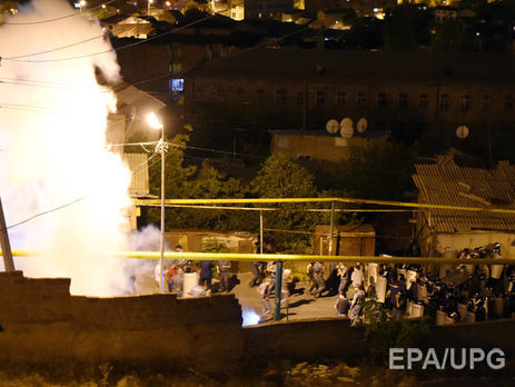 Спецслужба Армении предъявила захватчикам полицейского участка ультиматум