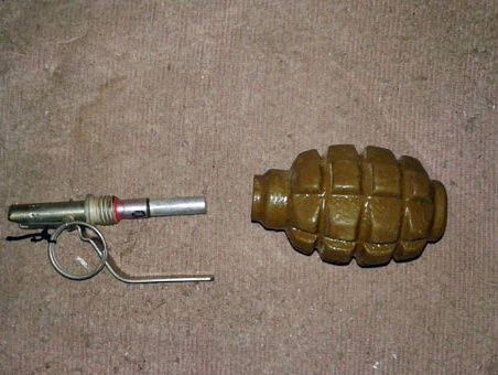 В Луганской области двое рыбаков получили ранения, зацепив растяжку