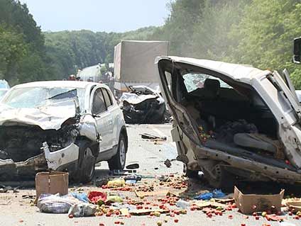 Под Винницей столкнулось четыре авто, пострадало 10 человек, половина – дети 