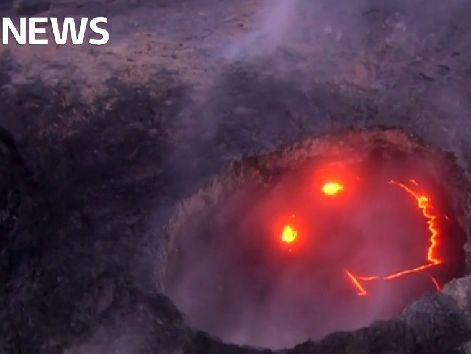 На Гавайях засняли "улыбающийся" действующий вулкан. Видео