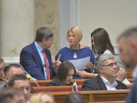 Фракция Порошенко обратилась в ГБР и СБУ из-за заявлений двух нардепов от 