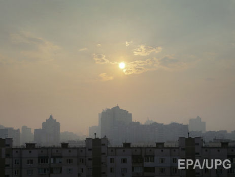 ГСЧС: Перенасыщенный из-за жары загрязняющими веществами воздух в Киеве становится чище 