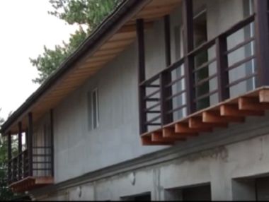 Украинец построил дом-термос, который не нужно отапливать в холода. Видео