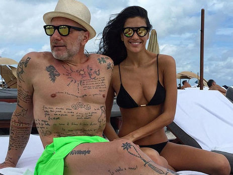 Девушка звезды Instagram, 