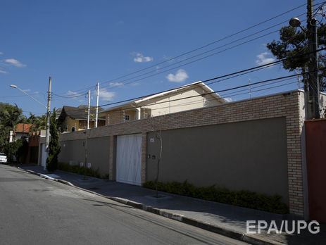 В Бразилии полиция освободила тещу главы 