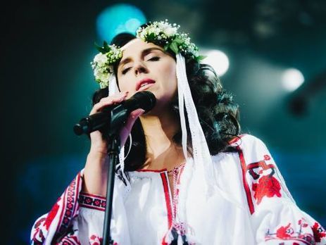 Джамала примерила образ блондинки