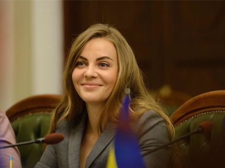 Нардеп Сотник уволила своего помощника, ставшего адвокатом Ефремова