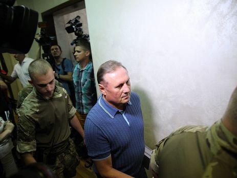 Прокурор заявил, что основанием для задержания Ефремова стали показания Ландика, Цукура и еще трех человек