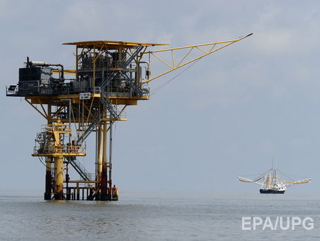 Цены на нефть вернулись к росту после вчерашнего обвала