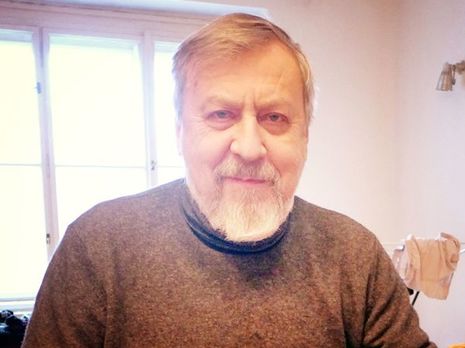 Лукашенко – неуправляемый колхозный диктатор. Он такой наглый, потому что его 