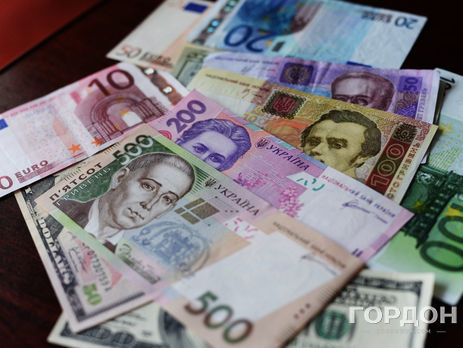 НБУ установил курс гривны к доллару на уровне 24,82 грн/$