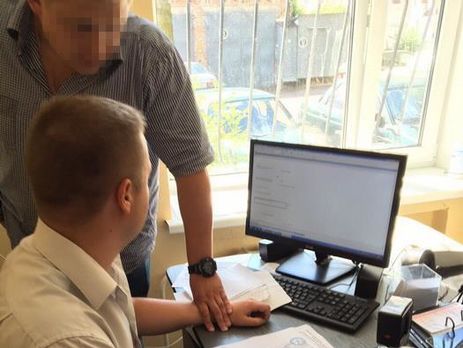 В СБУ сообщили о разоблачении системы получения взяток главным фитосанитарным инспектором Житомира