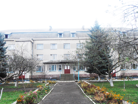 В Ивано-Франковской области 12-летний воспитанник интерната выпал из окна третьего этажа