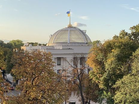 ﻿У Раді запропонували дозволити українцям міняти по батькові