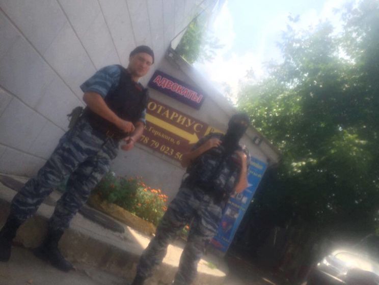 Чубаров сообщил, что российские силовики прибыли в крымскотатарский ресторан в Симферополе