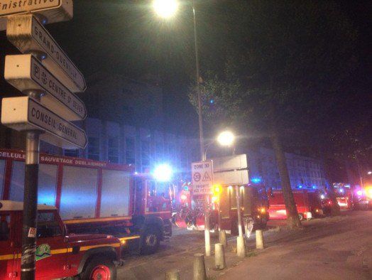 Во Франции жертвами пожара в баре стали 13 человек