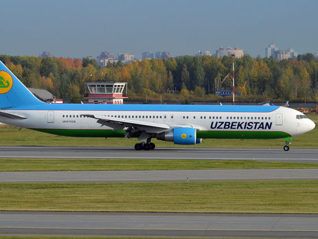 В аэропорту Петербурга сел самолет с отказавшим двигателем