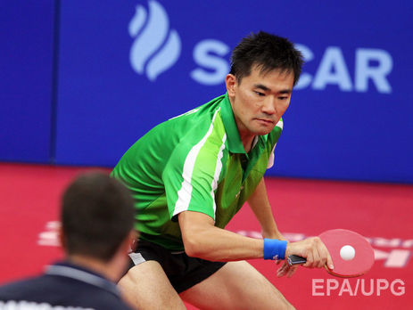 Украинский игрок в настольный теннис Лей одержал победу в первых двух матчах на Олимпиаде