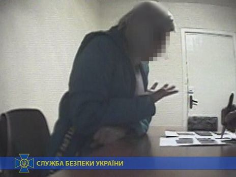 ﻿Українську чиновницю намагалися завербувати бойовики 