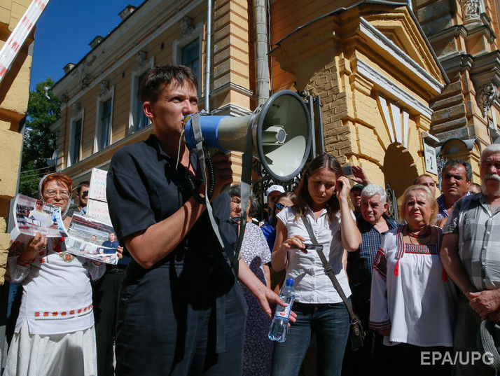 Савченко: Предложила, чтобы первая леди и Оксана Марченко были привлечены к переговорам по пленным