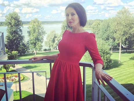 Смехова показала фото с Бондарчуком 24-летней давности