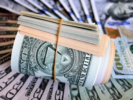 Гривна к доллару подешевела до 24,19 грн/$