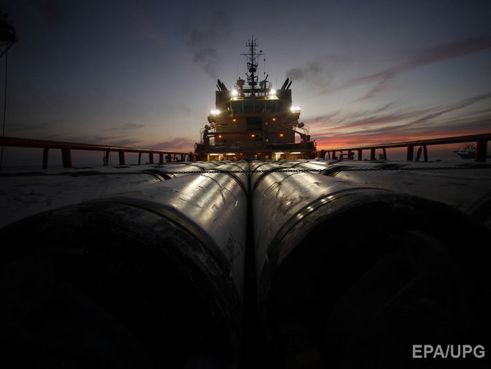 Цены на нефть опустились ниже $45 за баррель