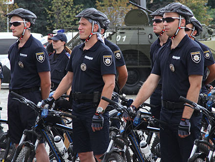 В Харькове на улице открыли стрельбу из пистолета