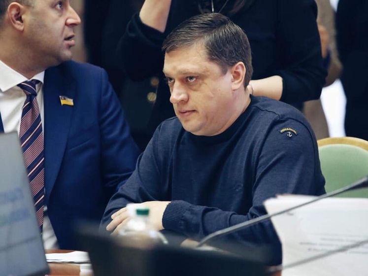 В "Слуге народа" потребуют от Иванисова сдать мандат