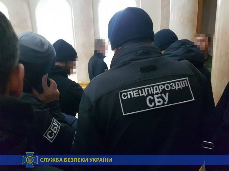 ﻿СБУ повідомила, що посадовці Одеської мерії можуть бути причетними до привласнення майже 100 млн грн, у міськраді провели обшуки