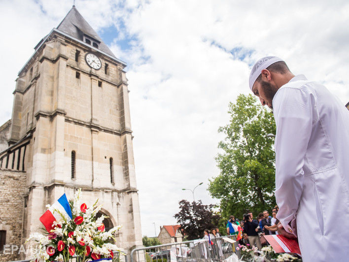 Во Франции задержан мужчина, вероятно причастный к убийству священника в Руане