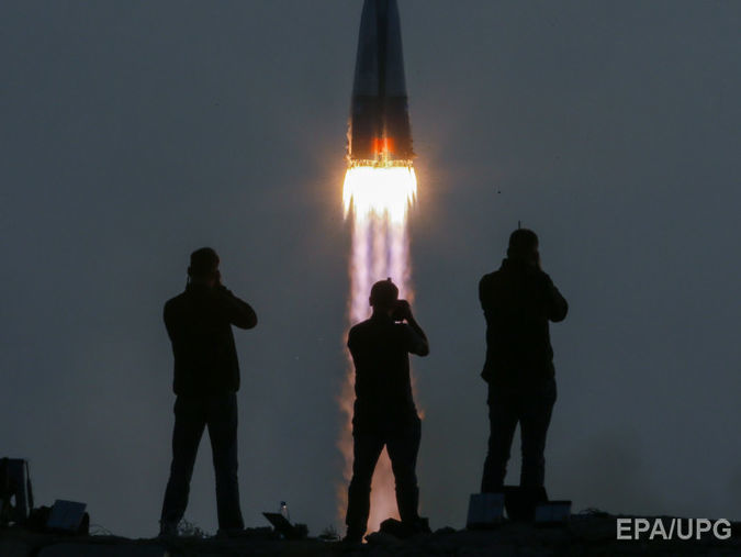 "Роскосмос" в целях экономии сократит число россиян на МКС