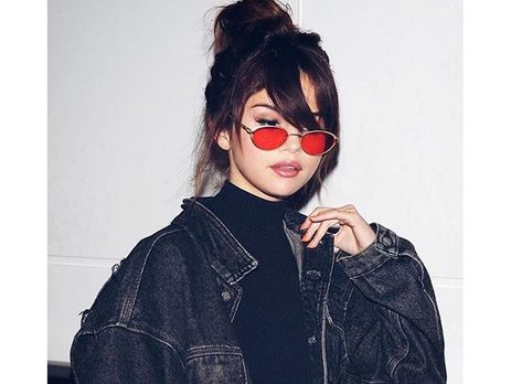 Гомес пришла в гости к своей фанатке