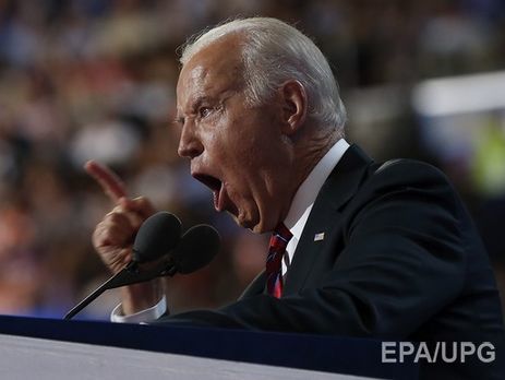 Пресс-служба Порошенко: Байден заявил, что ответственность за крымскую провокацию в полной мере лежит на России