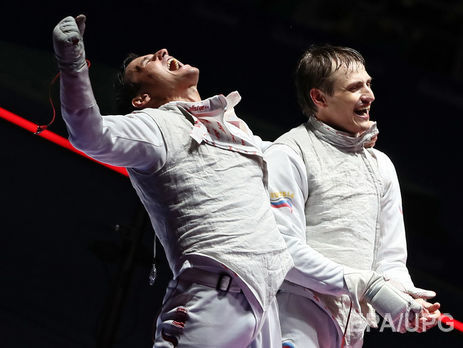 Российские фехтовальщики принесли своей сборной пятое золото