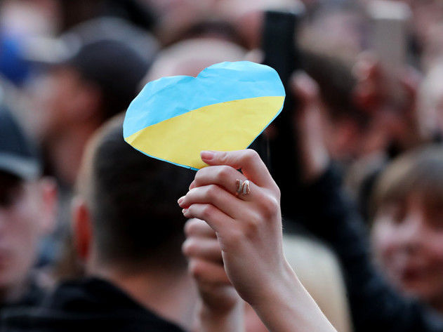 Число граждан, считающих, что дела в Украине идут в правильном направлении, сократилось – опрос