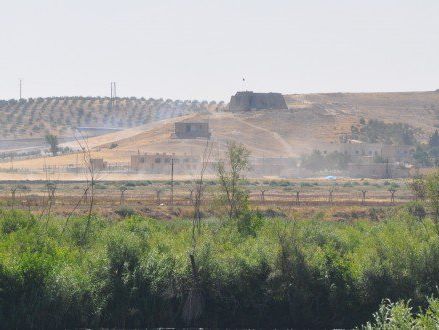 В Сирии смертник подорвал автобус с повстанцами, 32 погибших