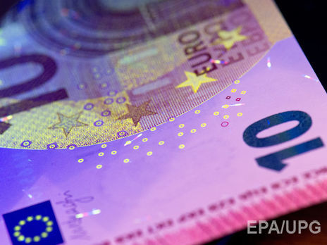 Курс гривны к евро обвалился до 28,30 грн/€