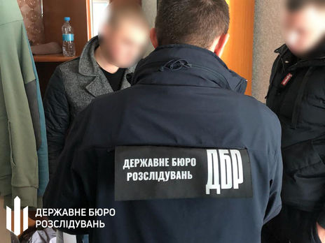 ﻿ДБР повідомило про підозру заступника директора компанії, яка продала армії неякісні бронежилети