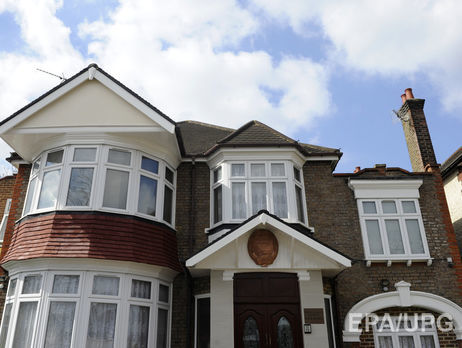 В Великобритании cеверокорейский дипломат бежал из посольства и попросил убежища в другой стране – СМИ