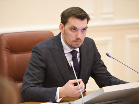 ﻿Кабмін виділив майже 500 млн грн на погашення заборгованості із зарплат для вчителів і лікарів – Гончарук